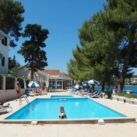 Apartamento Lumbarda Resort Apartments *