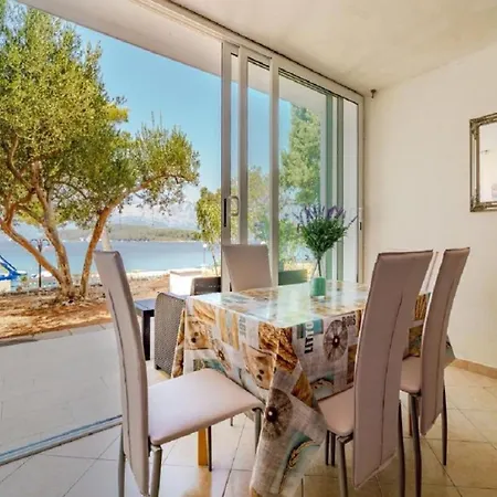 Apartment Lumbarda Resort Apartments